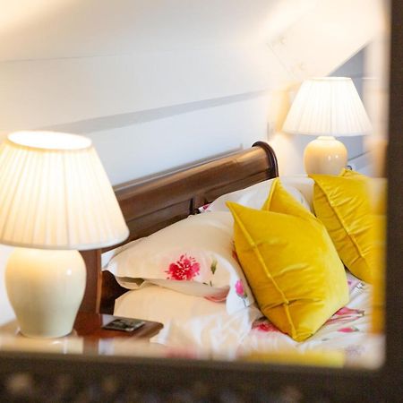 Higher Weddicott Barn Holiday Cottage - Self Catering チャグフォード エクステリア 写真