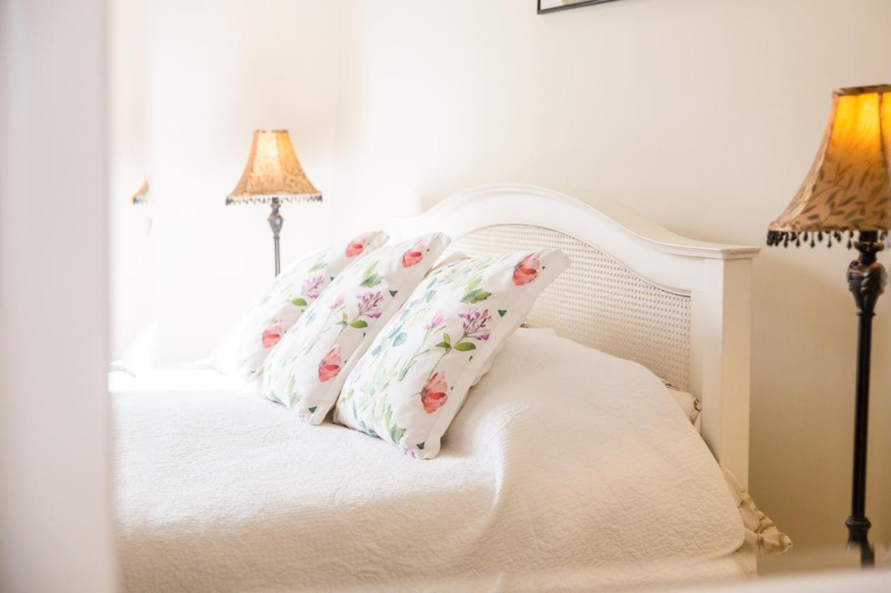 Higher Weddicott Barn Holiday Cottage - Self Catering チャグフォード エクステリア 写真