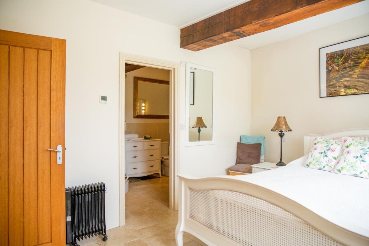 Higher Weddicott Barn Holiday Cottage - Self Catering チャグフォード エクステリア 写真