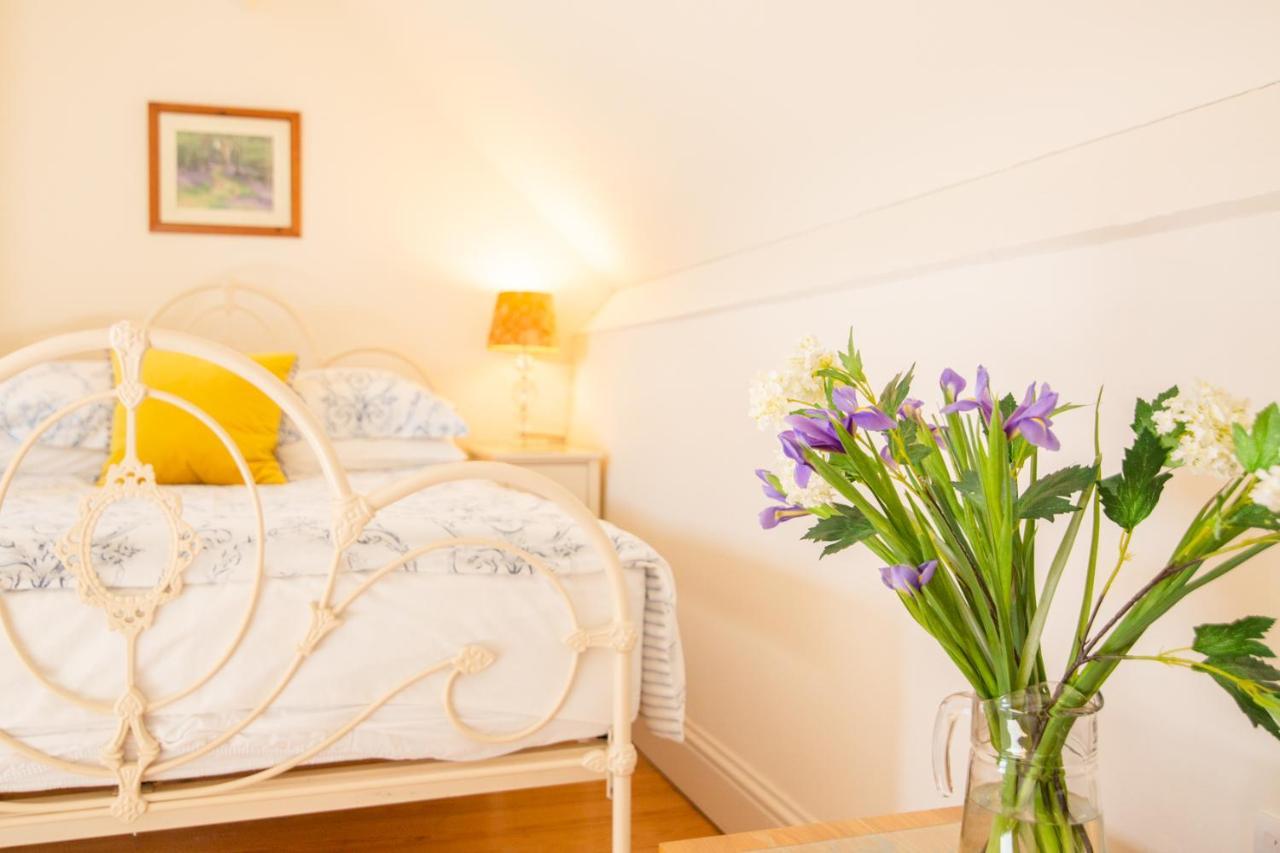 Higher Weddicott Barn Holiday Cottage - Self Catering チャグフォード エクステリア 写真