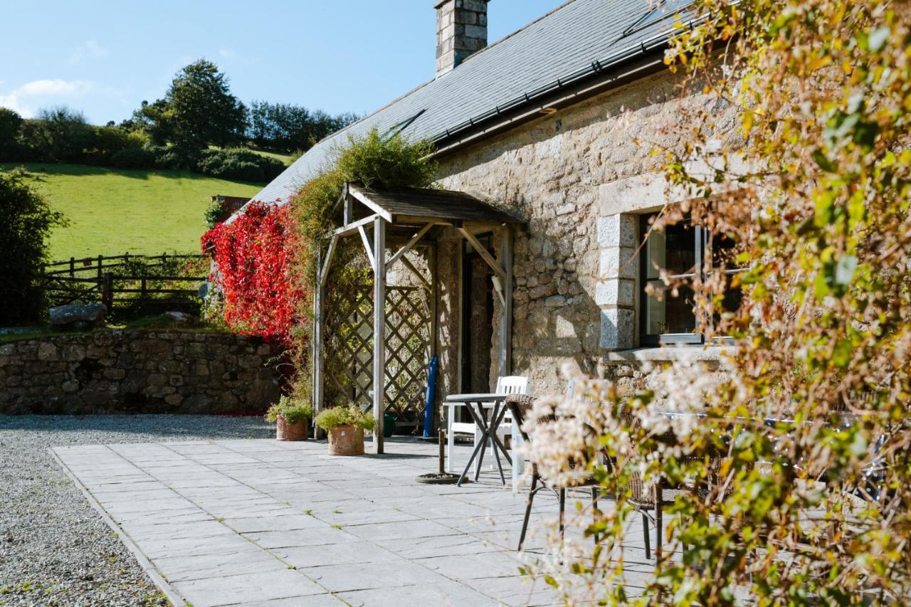 Higher Weddicott Barn Holiday Cottage - Self Catering チャグフォード エクステリア 写真