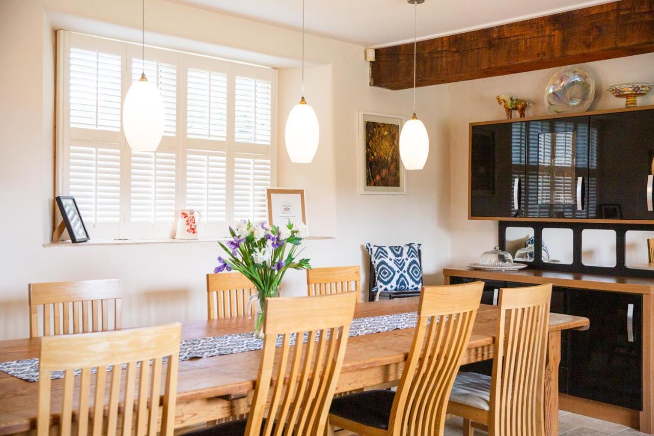 Higher Weddicott Barn Holiday Cottage - Self Catering チャグフォード エクステリア 写真