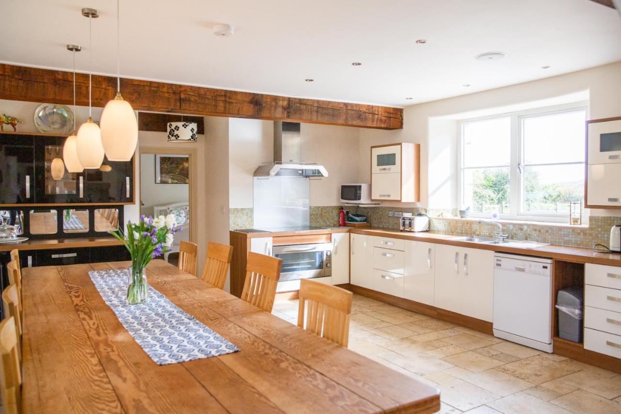Higher Weddicott Barn Holiday Cottage - Self Catering チャグフォード エクステリア 写真