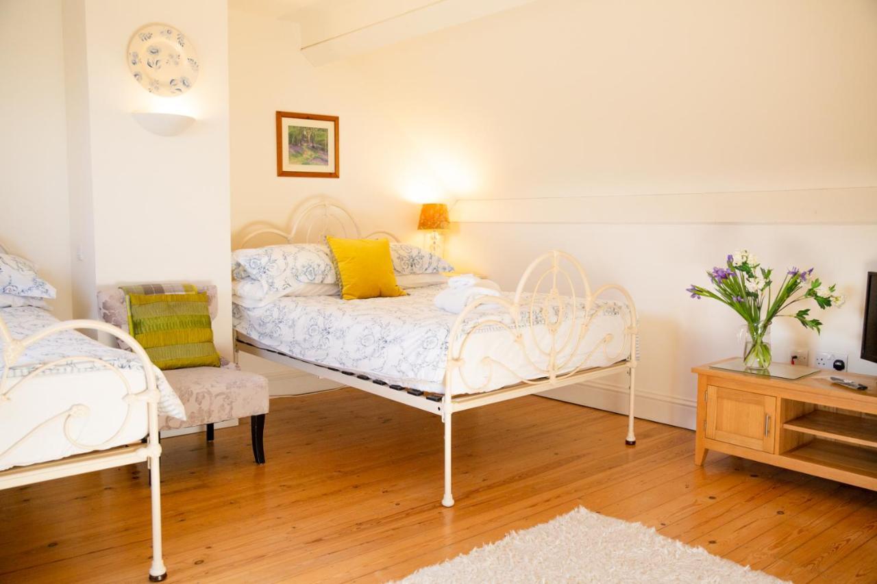 Higher Weddicott Barn Holiday Cottage - Self Catering チャグフォード エクステリア 写真