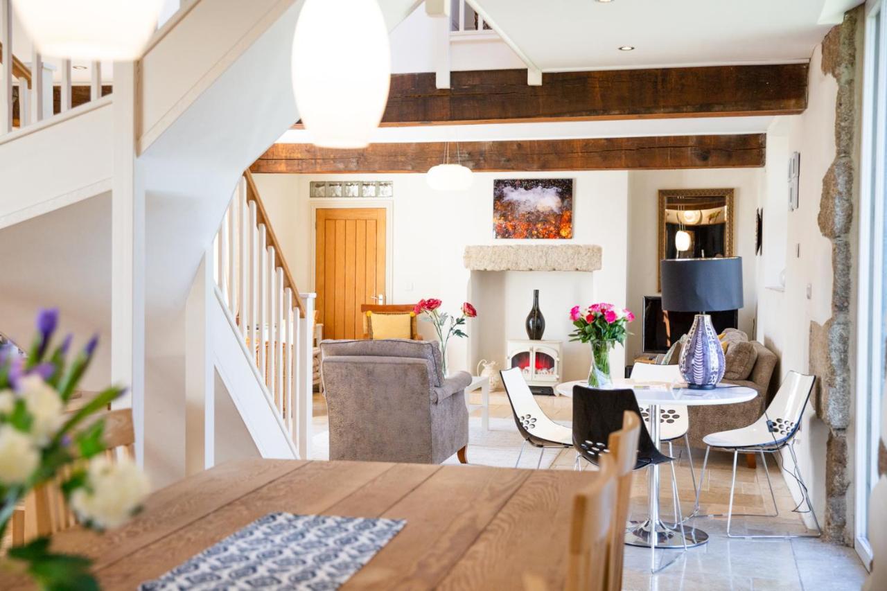 Higher Weddicott Barn Holiday Cottage - Self Catering チャグフォード エクステリア 写真