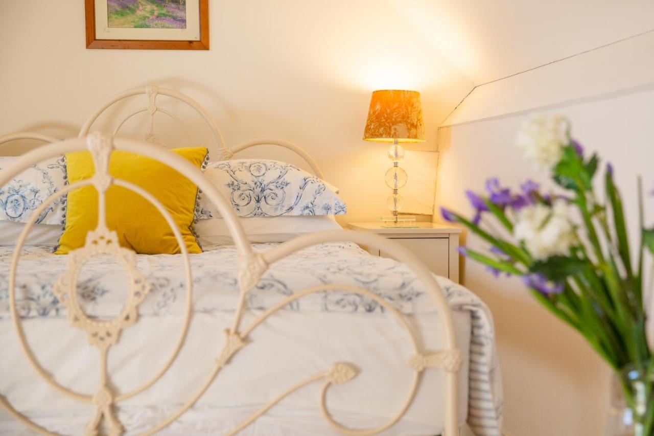 Higher Weddicott Barn Holiday Cottage - Self Catering チャグフォード エクステリア 写真