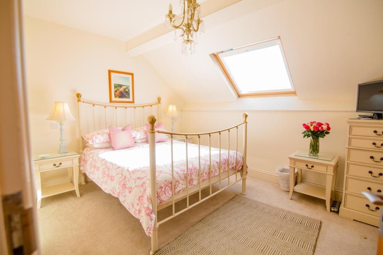 Higher Weddicott Barn Holiday Cottage - Self Catering チャグフォード エクステリア 写真