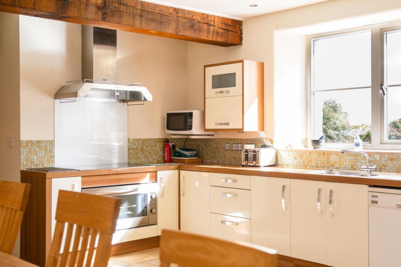 Higher Weddicott Barn Holiday Cottage - Self Catering チャグフォード エクステリア 写真